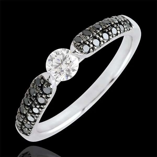 Anello solitario Trionfale - Oro bianco - 18 carati -Diamanti neri e Diamante bianco - 0.45 carati e 0.25 carati