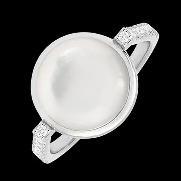 Inel Cabochon Aura Nacrée – aur alb 9K și diamante
