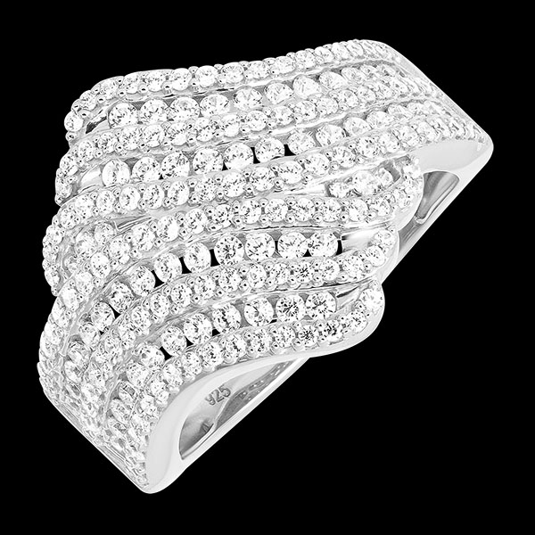 Anillo Cascade – Oro blanco de 9 quilates y diamantes sintéticos
