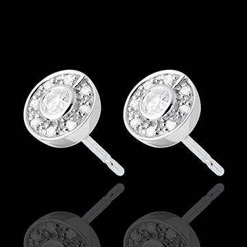 Cercei model nasture aur alb de 18k - 0.25 carate