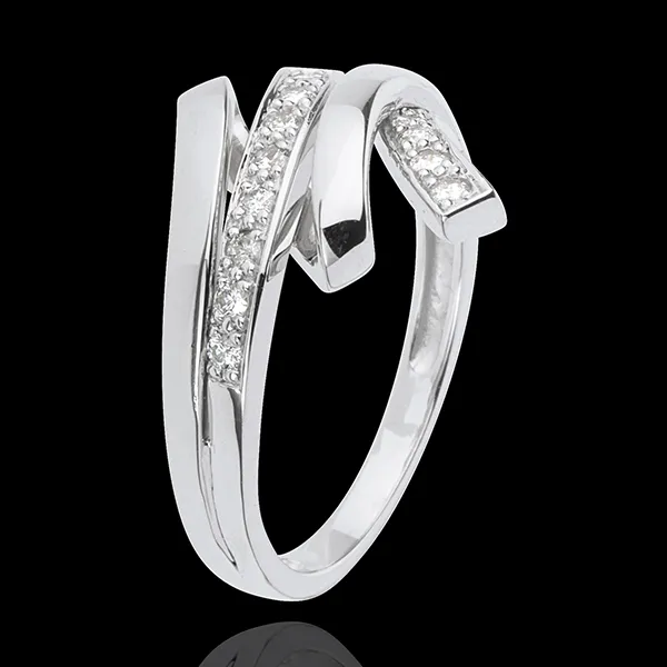 Overlaid White Gold Desert night Ring - 12 Diamonds