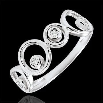 White Gold Luna Diamond Ring with 4 diamonds - 18 carats