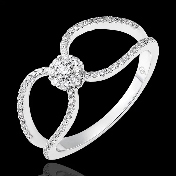 Valentine ring - 9K white gold and diamonds
