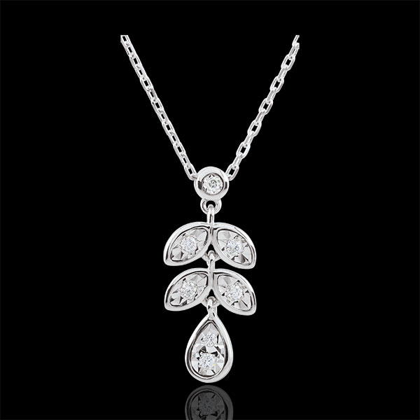 Hesmé Necklace with 7 diamonds