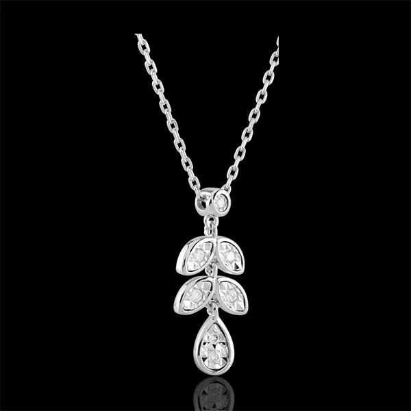 Hesmé Necklace with 7 diamonds