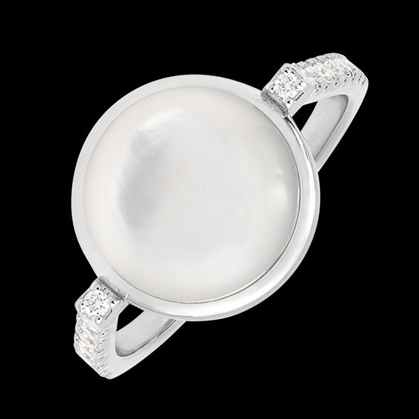 Ring Cabochon Aura Nacrée – 9 Karat Weißgold und Diamanten