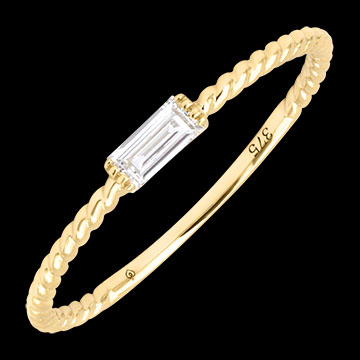 Arwen Ring – 9 karaat geelgoud en synthetische diamant