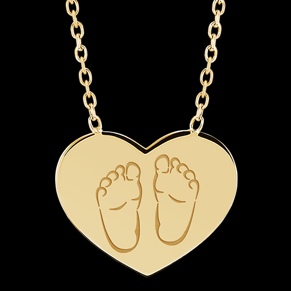Colier medalion inimă gravat - aur galben de 9 carate - Colecția Lovely Yours - Edenly Yours