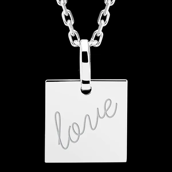 Medalion pătrat gravat - aur alb de 9 carate - Colecția Lovely Yours - Edenly Yours