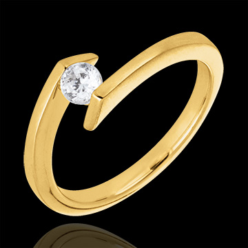 Bague solitaire Princesse étoile or jaune 9 carats - diamant 0.22 carat