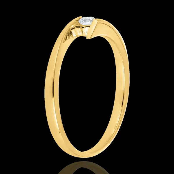 Anillo Solitario Princesa Estrella - oro amarillo 18 quilates - diamante 0,08 quilates