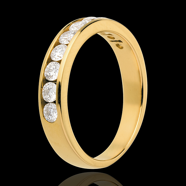 Obrączka z żółtego złota 18-karatowego w połowie wysadzana diamentami - oprawa kanałowa - 0,65 karata - 10 diamentów