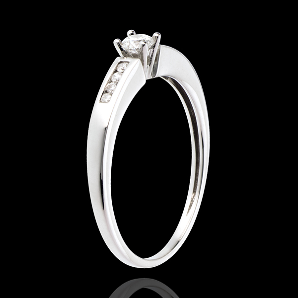 Octave Solitaire ring white gold - 0.21 carat - 9 diamonds
