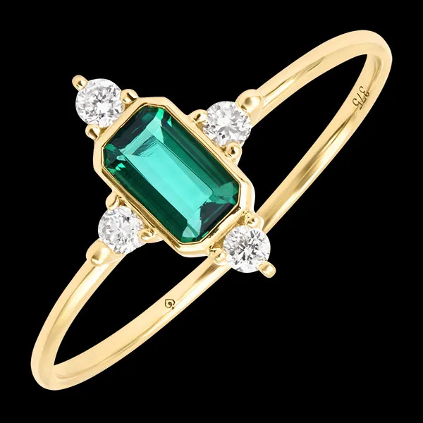 Iselda Ring – 9ct Yellow Gold, Synthetic Emerald and Synthetic Diamonds