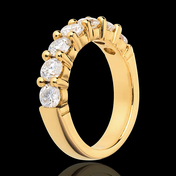 Alianza oro amarillo semi empedrado - engaste garras - 1.57 quilates - 7 diamantes