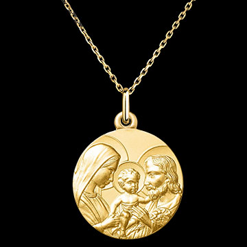 Médaille Sainte Famille – Or Jaune 9 carats
