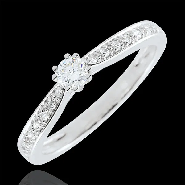 Garlane Solitaire Ring with 8 claws - 0.15 carat - 18 carats