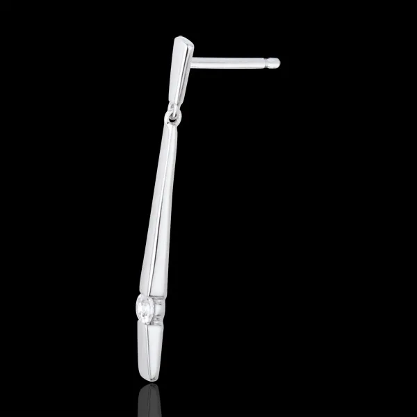 White Gold and Diamond Cleopatra Earrings