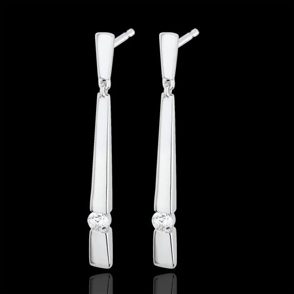 White Gold and Diamond Cleopatra Earrings