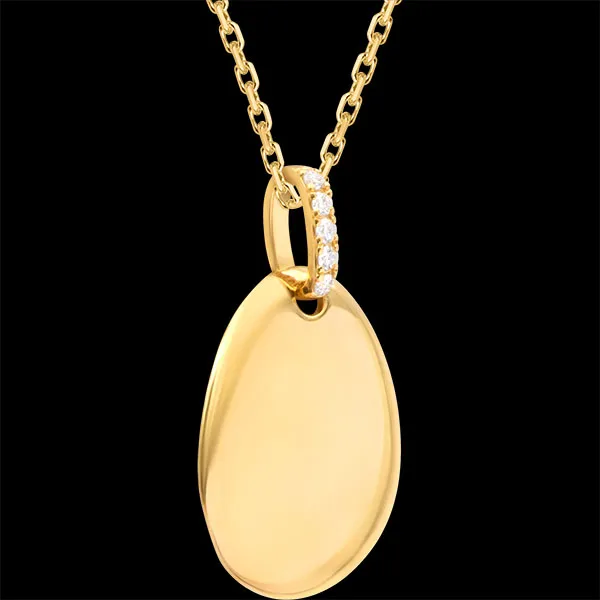 Émilie Langwerpige Pebble Gravuremedaille – Geelgoud 9 karaat en Synthetische Diamanten