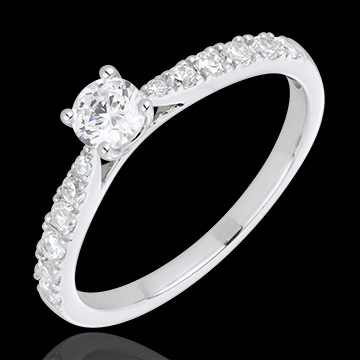 Inel Solitaire Frumoasă Iubită aur alb de 18K - diamant 0.3 carate