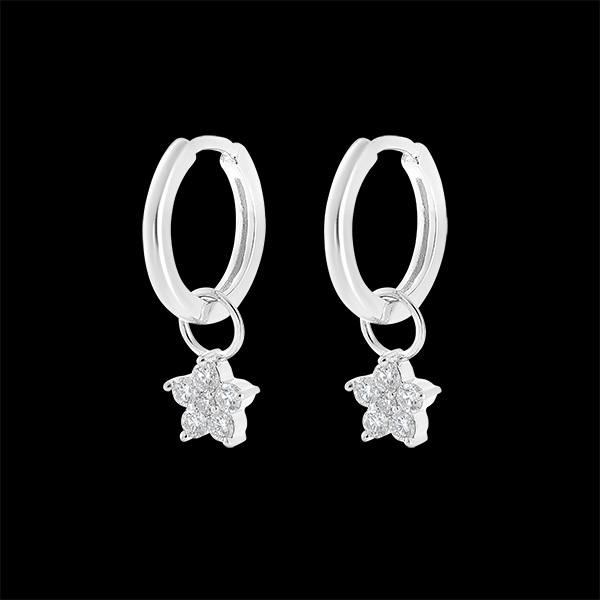 A pair of Mix earrings in 9 carat white gold