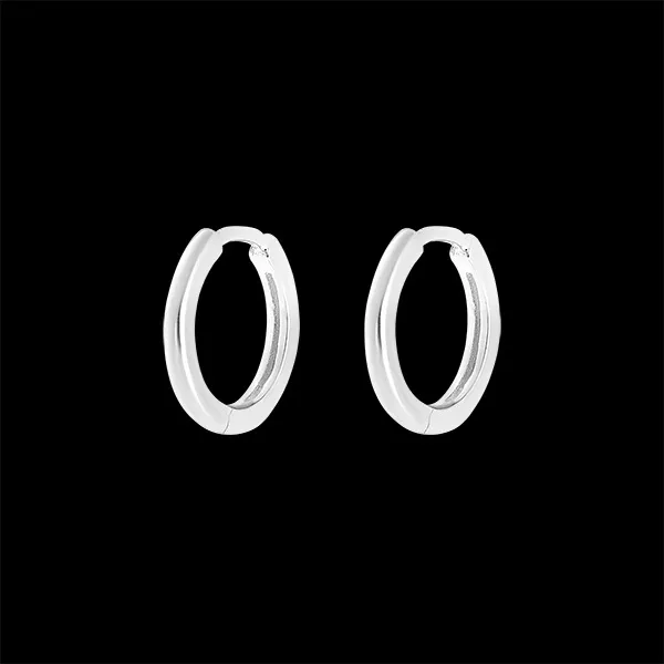 Une paire de boucle d'oreille Mix en or blanc 9 carats