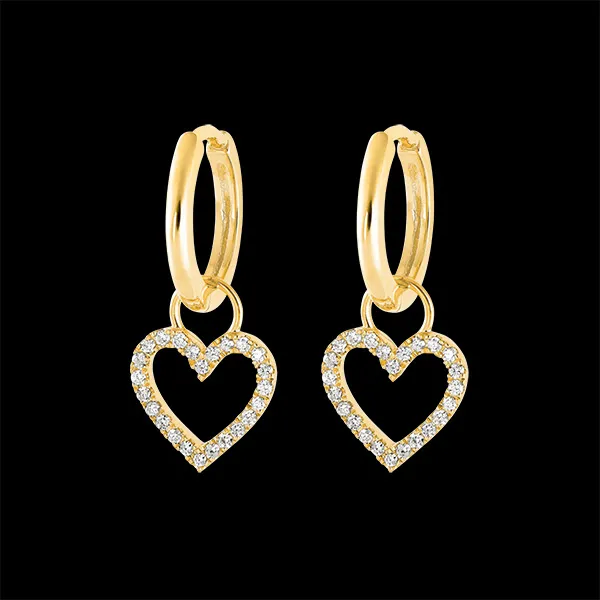 Une paire de boucle d'oreille Mix en or jaune 9 carats
