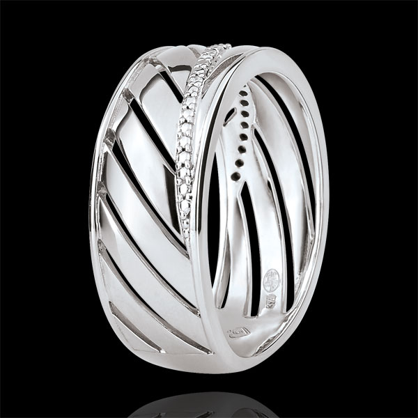Palm-inspired Ring - 9 carat white gold and diamonds