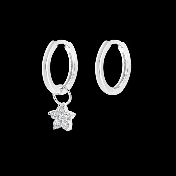 Un par de pendientes Combinados en oro blanco 9 quilates