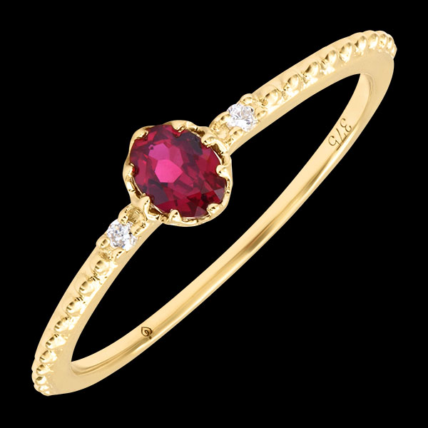 Sirha-ring – 9 karaat geelgoud, robijn en synthetische diamanten