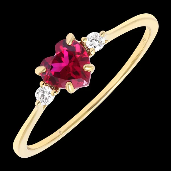 Bague Amara – Or jaune 9 carats avec diamants synthétiques et rubis synthétique