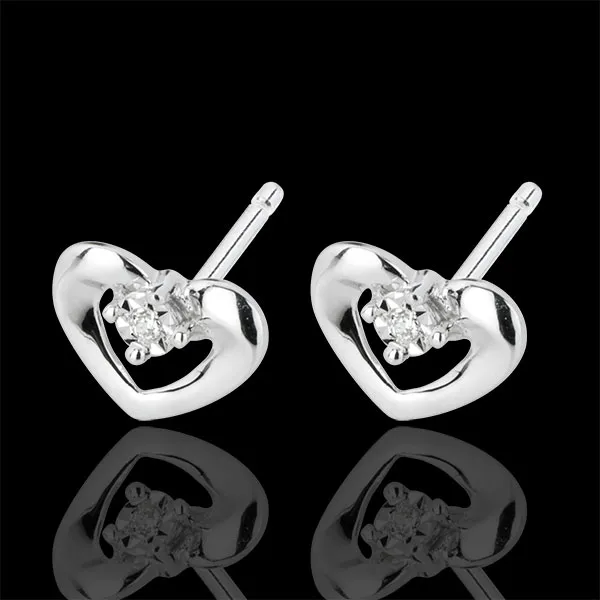 Boucles d'oreilles puces jolis coeurs or blanc 18 carats et diamants