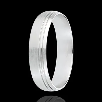 White Gold Cardinal Ring