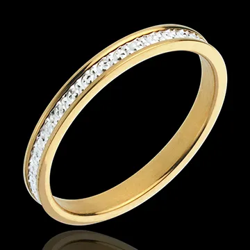 Pandouria Eternity Ring
