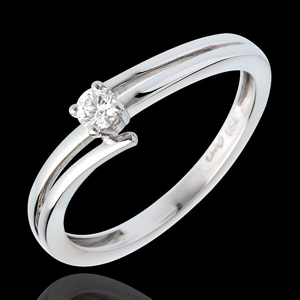 Solitaire wave white gold