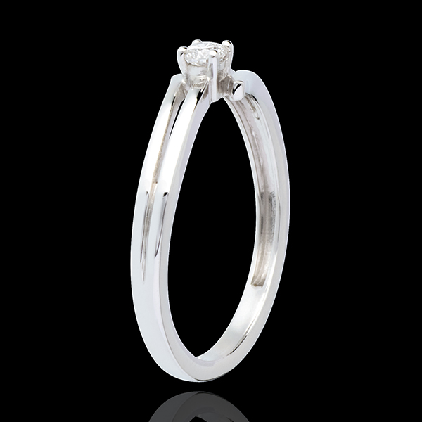 Solitaire wave white gold