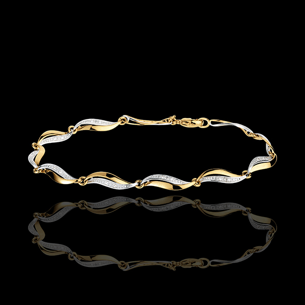 Yellow Gold Twist Bracelet - 22 Diamonds