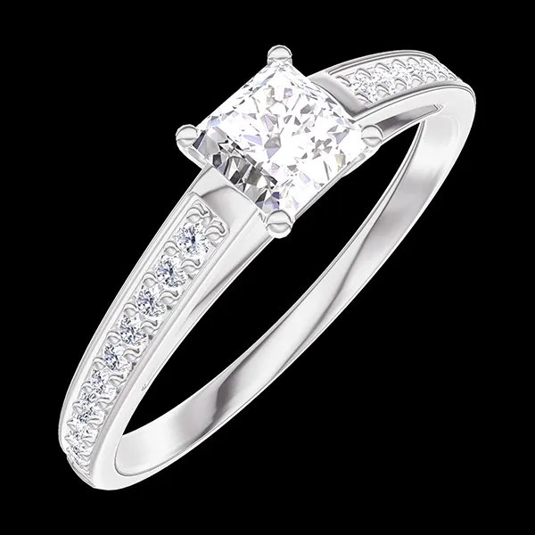 « L'Atelier » nº 160108 - Bague Or blanc 9 carats - Diamant Princesse 0.3 carat - Sertissage Diamant