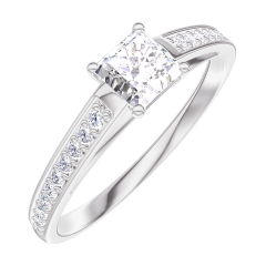 « L'Atelier » Nº160107 - Bague Or blanc 18 carats - Diamant Princesse 0.3 carat - Sertissage Diamant