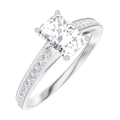 « L'Atelier » No. 162607 « L'Atelier » No. 162607