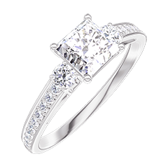 « L'Atelier » No. 182528 « L'Atelier » No. 182528