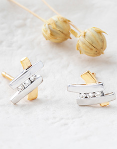 Nid Précieux Nº11 - Stud Earrings White and Yellow gold 18 carats