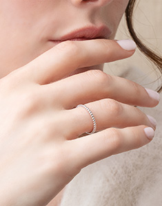 Fleur de Sel Nº3 - Wedding rings 1.5 mm White gold 18 carats