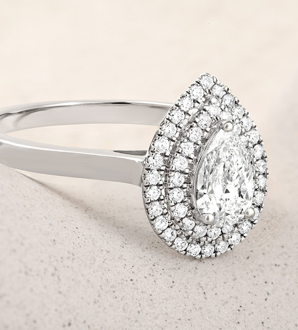 « L'Atelier » Nº407109 - Ring Witgoud 9 karaat - Laboratorium diamant Peer 0.5 Karaat - Halo Laboratorium diamant