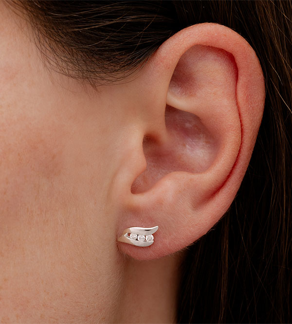 Nid Précieux Nº19 - Stud Earrings