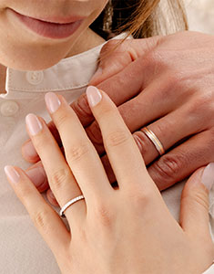 Pure & Bettina Duo Wedding Rings – White and Yellow Gold & White Gold with Diamonds – 18 Carat