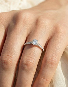 « L'Atelier » No. 182407