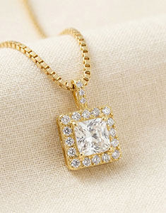 « L'Atelier » No. 202677