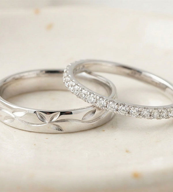 Duo Trauringe Jardin Enchanté & Bettina – Weißgold & Diamanten – 18-karätig